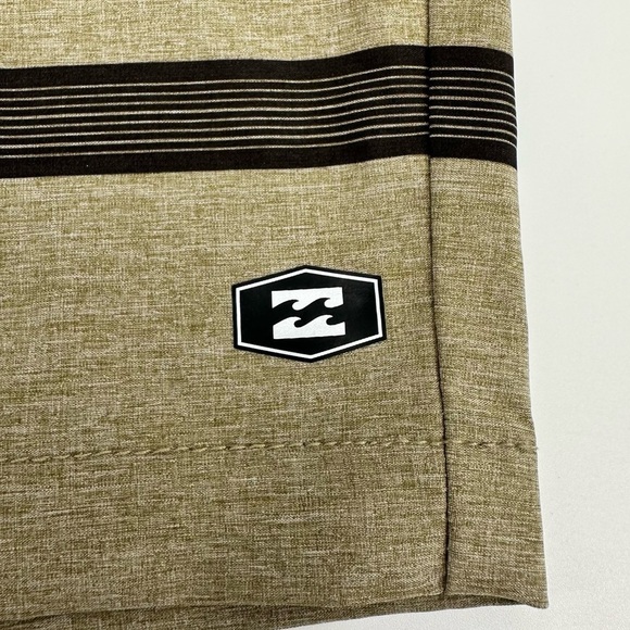 Billabong For Land and Water NWT Men’s Platinum Stretch Shorts Size 30 - Picture 6 of 15